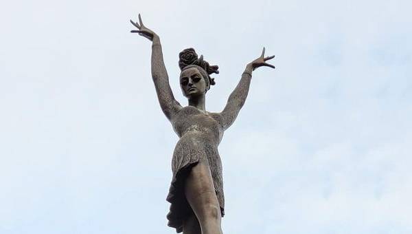 Ballerina, Poet, and Revolutionary