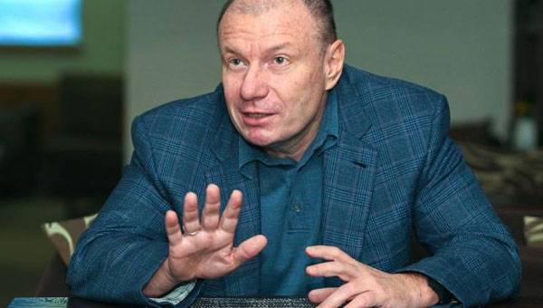 Billionaire Businessman Potanin is Fined for Land and Water