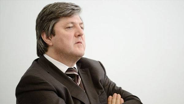 Does Victor Olersky Retain his Ties With Federal Agency of Maritime and River Transport?