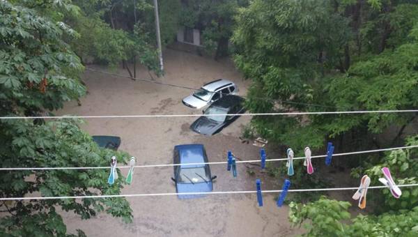 Crimea Flood Wrecking Holiday Season Crimea Flood Wrecking Holiday Season