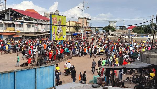 France is Losing its Vassals