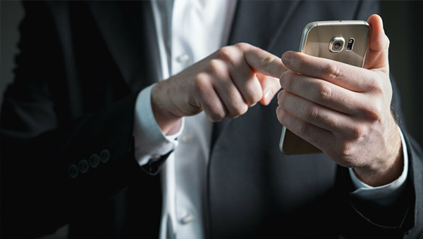 Gadgets with Russian Software Only?