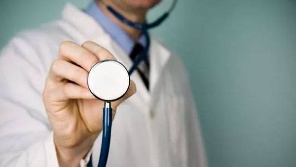 More Than 40% of Patients Positively Assess Medical Care Quality 