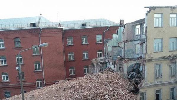 Moscow Authorities Destroy 39 Historical Buildings in 2021