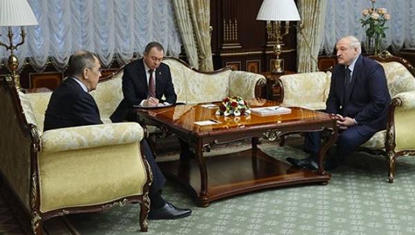 Political Analyst about Lavrov and Lukashenko’s Meeting: Belarusian President was Sitting Tense with Shaky Hands