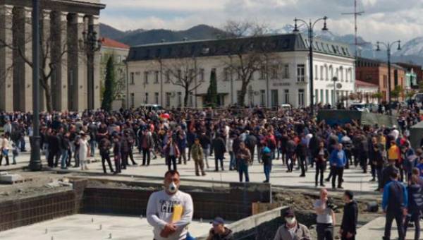 Political Analyst Says Riots in Vladikavkaz may Provoke Protests Against Lockdown all Over Russia