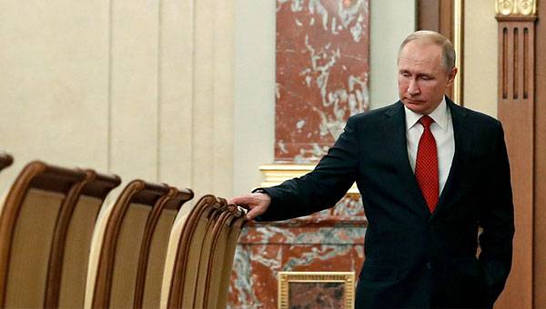 Political Scientist Notes Desire of Elites to Remove Putin, Says Coup d'État to Start This Autumn Political Scientist Notes Desire of Elites to Remove Putin, Says Coup d'État to Start This Autumn