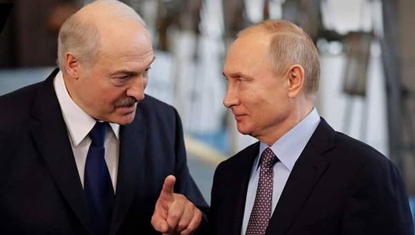 Putin is Turning Into a Second Lukashenko, Says Popular Poet Putin is Turning Into a Second Lukashenko, Says Popular Poet