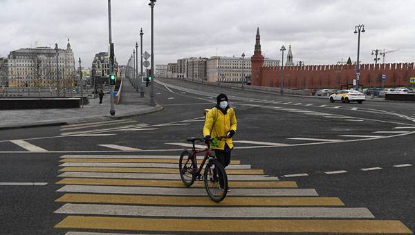 Restrictions Might be Reintroduced in Russia by Autumn, Says Immunologist 
