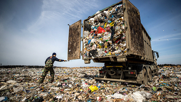 Siberia Processes Waste into Protest