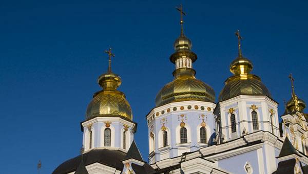 Ukrainian Orthodox Christians is About to Embark on “Independence” Voyage