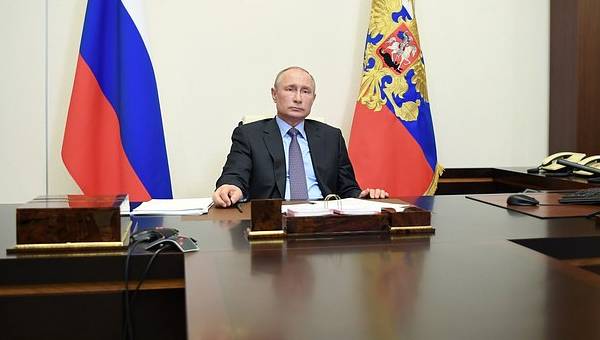 Vladimir Putin: COVID-19 Situation Stabilizes in Russia, but be Ready for Second Wave