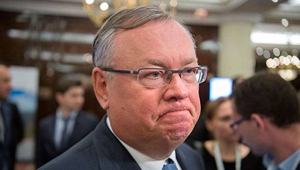 VTB President Removes Data About his Ties With Los Hunting Establishment 