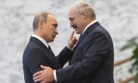 Lukashenko Promises Tight Integration with Russia to Putin, Says Political Expert