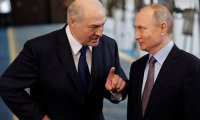 Political Analyst Tells About Lukashenko's Rude Remark in Conversation with Putin Shortly Before Victory Day