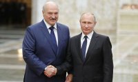 Putin, Lukashenko Make Same Error, Says Political Analyst