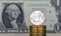 Russians Should be Ready for Ruble Devaluation, Says Russian Economist