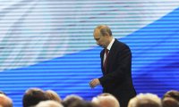 Vladimir Putin is Leaving Supreme Power, Says Political Expert
