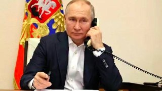 Russia Offers Truce for Christmas but Zelensky Rejects Silence Regime